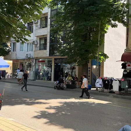 Main Avenue アパート *